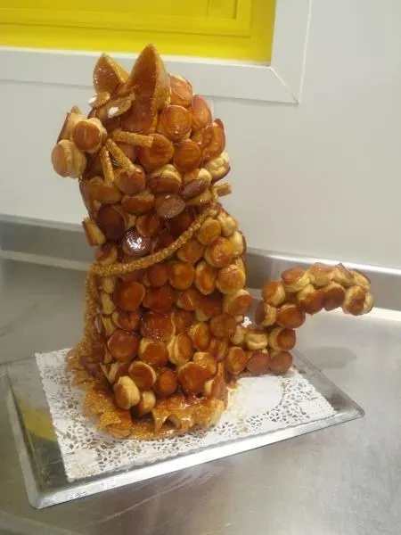Croquembouche (13)